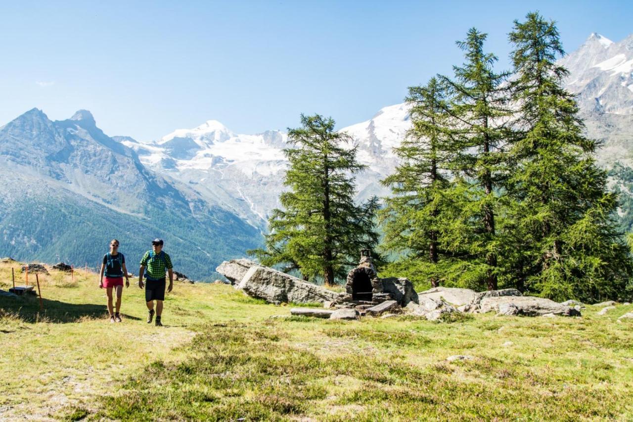 Wellnesshotel Schweizerhof Saas Fee Eksteriør billede